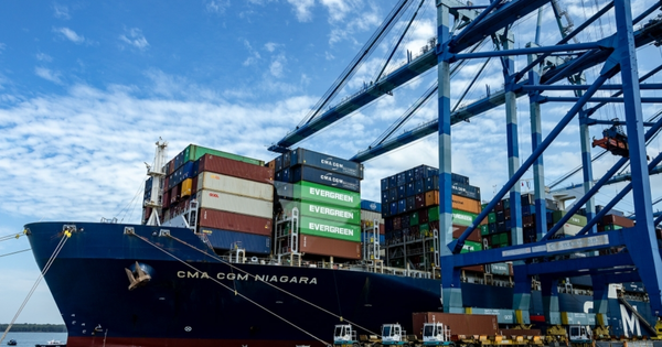 Prestasi Perdagangan Malaysia Catat Pertumbuhan 5.9% Tahun ke Tahun kepada RM223.89 Bilion