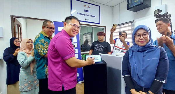 NADI Kampung Parit Selamat Menyediakan Peluang Kepada Komuniti Tempatan untuk Meningkatkan Kemahiran dan Menguasai Teknologi Terkini
